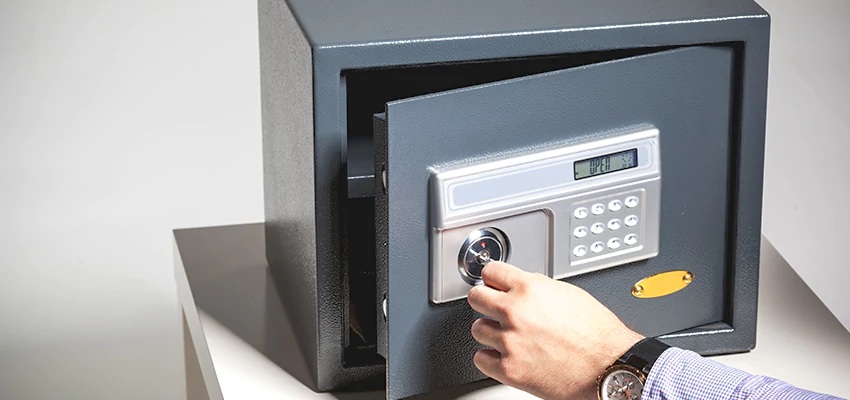 Jewelry Safe Unlocking Service in Compton, California