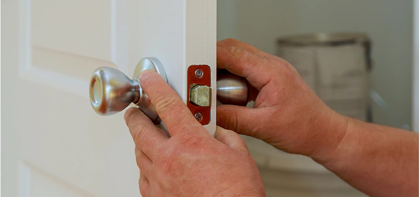 AAA Locksmiths For lock Replacement in Compton, California