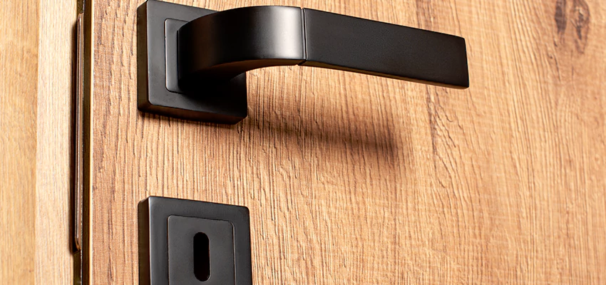 Weekend Lockout Assistance Troubleshooting in Compton, California