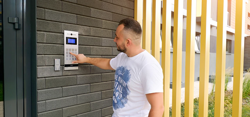 Locksmith Company For Smart Lock System Installation in Compton, California